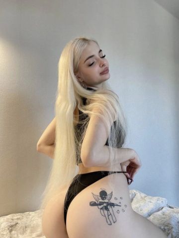 Лаура Соблазнительная Блондинка фото 3